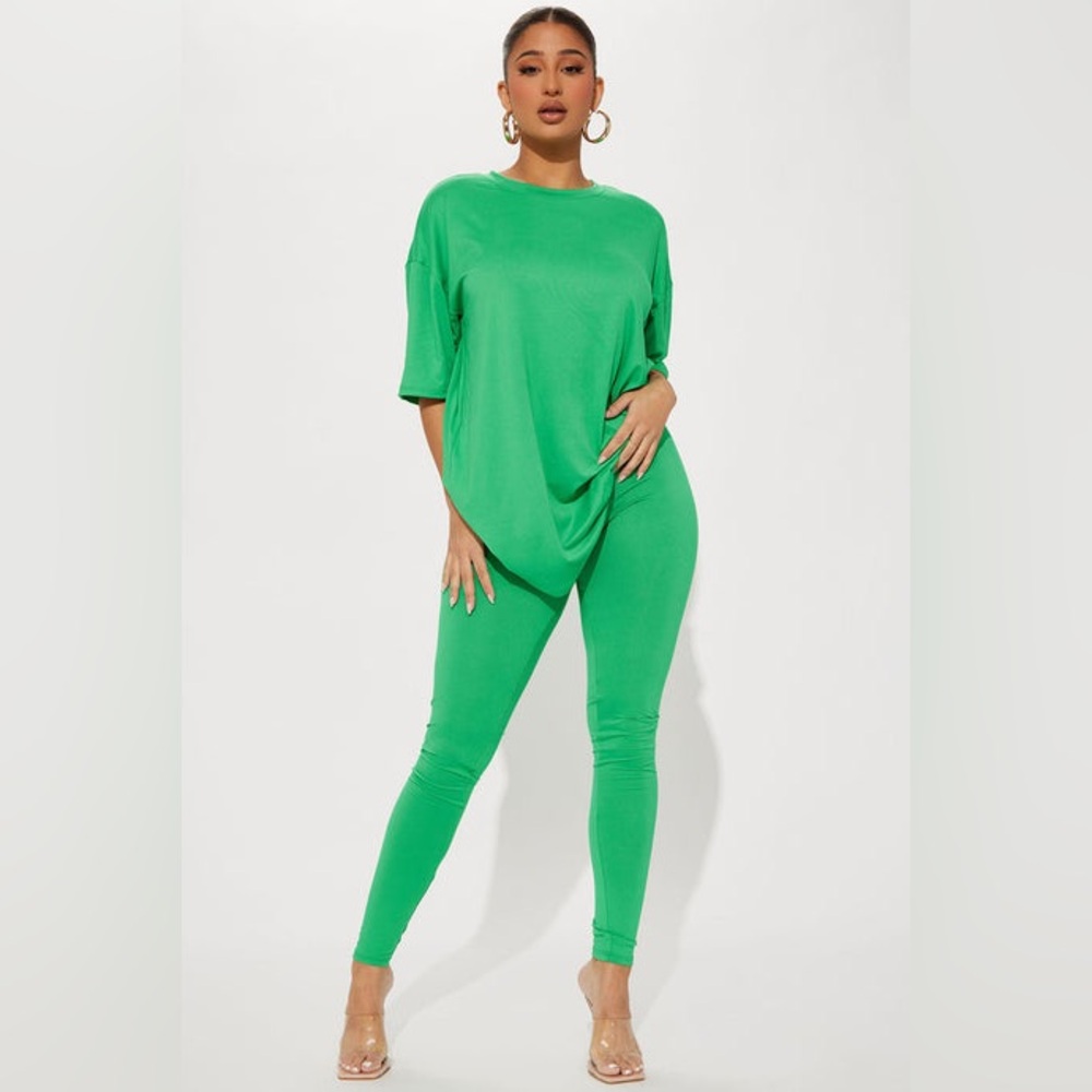 Two piece set green